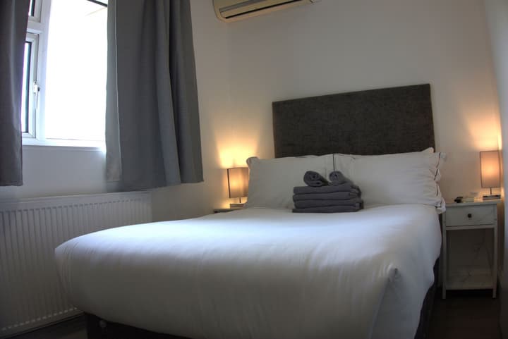 Abbey Point Hotel