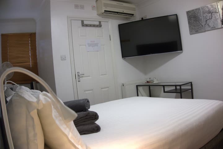 Abbey Point Hotel