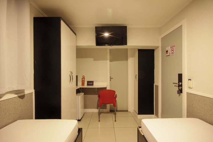 Calamares Hotel