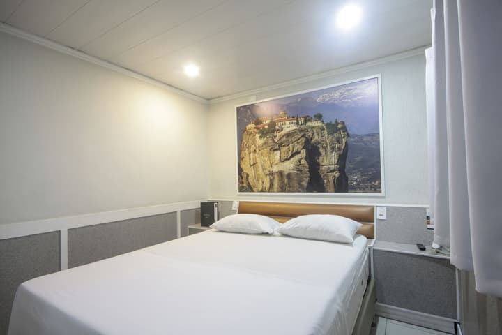 Calamares Hotel