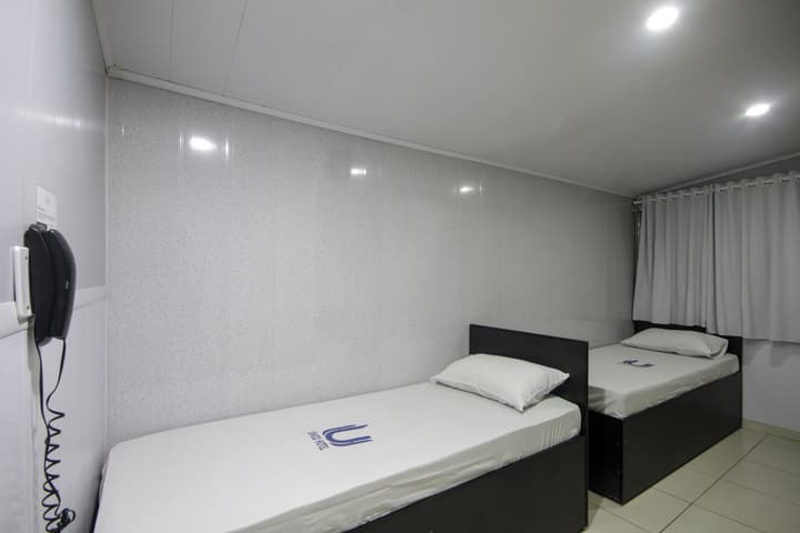 Calamares Hotel