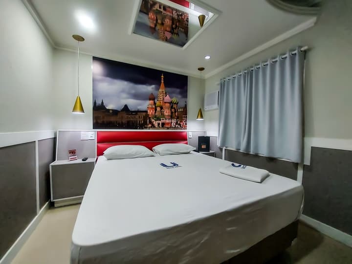 Calamares Hotel
