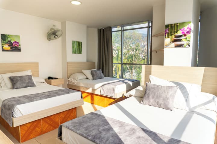 Hotel Alcaravan Medellín