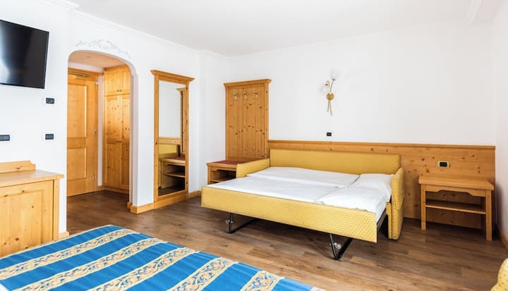 Hotel Antares