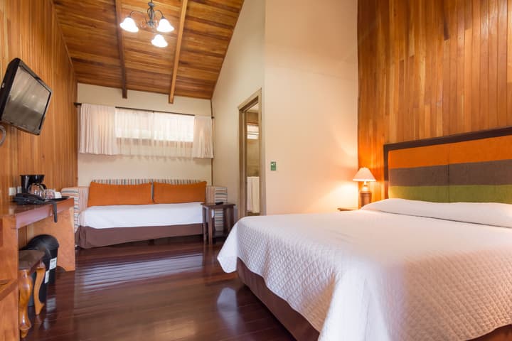 Monteverde Country Lodge
