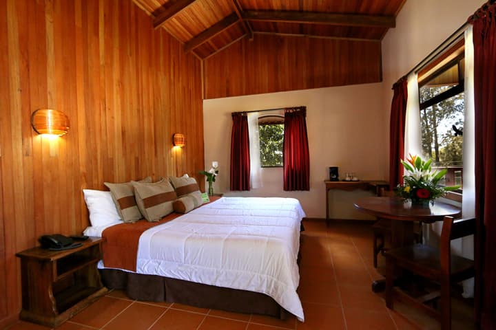 Monteverde Country Lodge