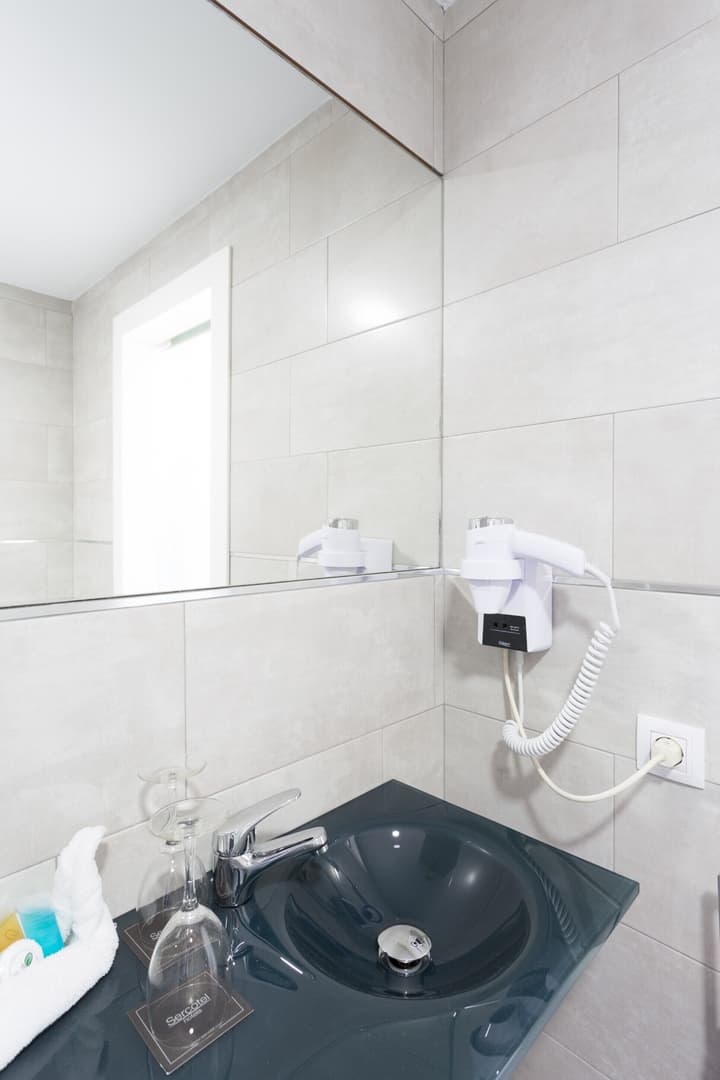 Hotel Familia Conde