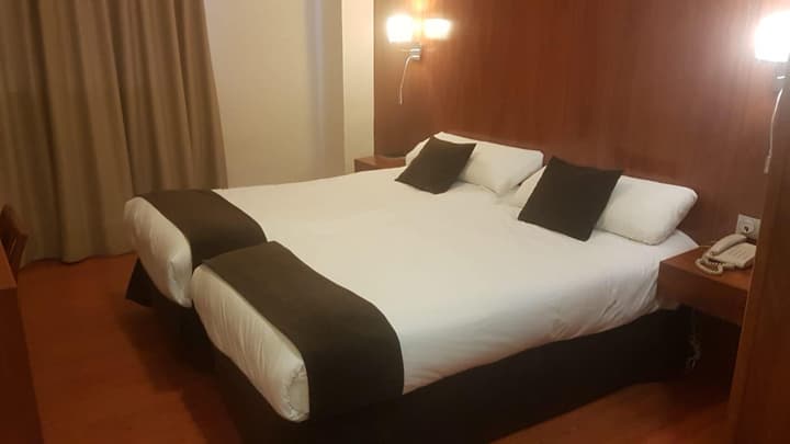 Hotel Familia Conde