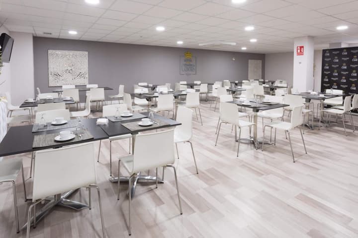 Hotel Familia Conde
