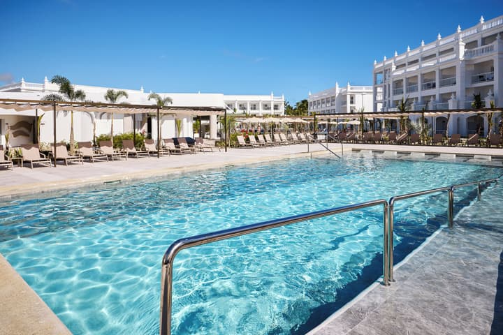 Hotel Riu Palace Bavaro - All Inclusive