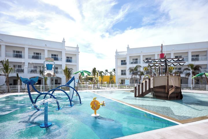 Hotel Riu Palace Bavaro - All Inclusive
