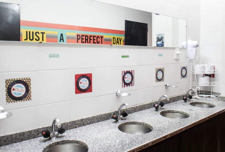 Play Hostel Soho