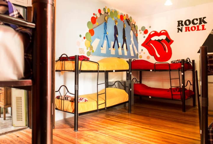 Play Hostel Soho