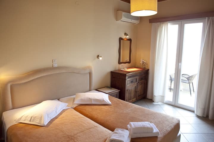 Virginia Hotel