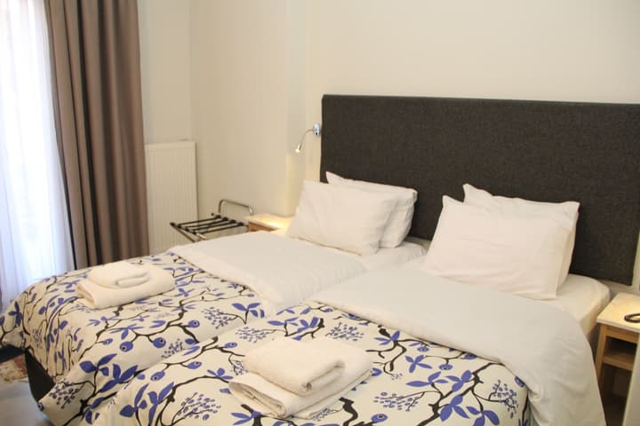 Alexiou Hotel