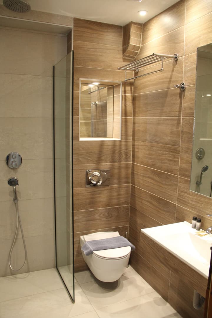 Alexiou Hotel