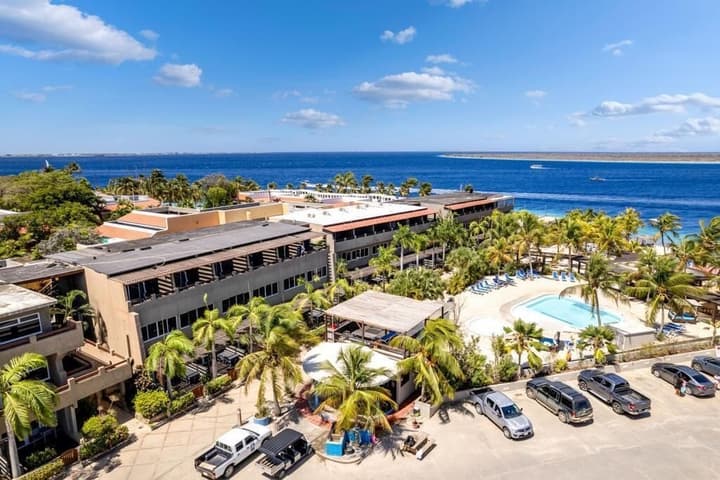 Eden Beach Resort