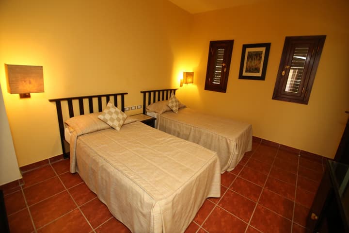 Tamra Beach Resort