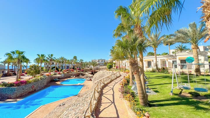 Club Reef Resort & Spa