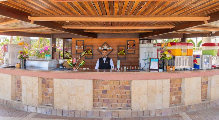 Club Reef Resort & Spa