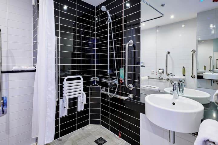 Holiday Inn Express Manchester City Centre Arena by IHG