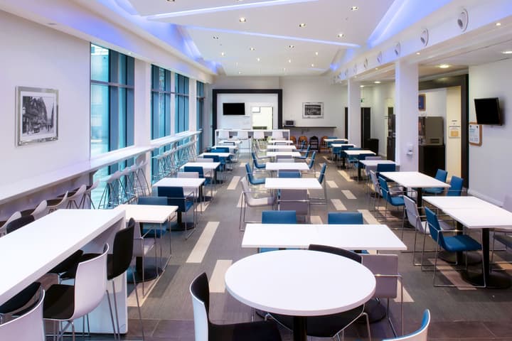 Holiday Inn Express Manchester City Centre Arena by IHG