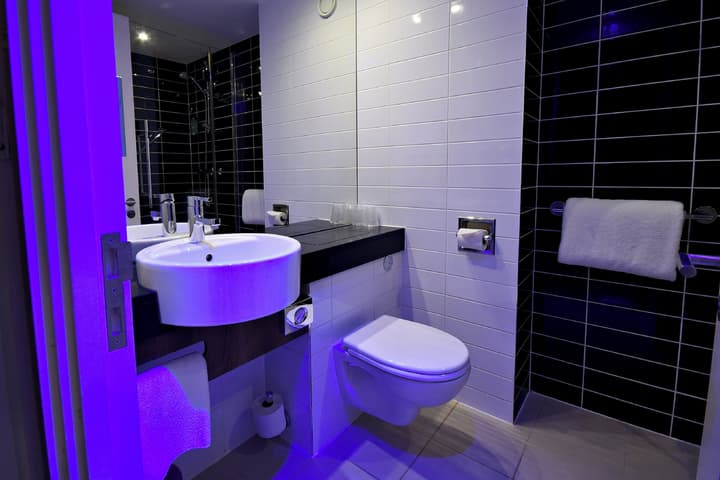 Holiday Inn Express Manchester City Centre Arena by IHG