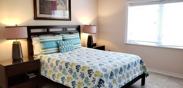 Cayman Luxury Rentals at Ocean Paradise