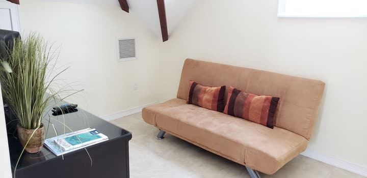 Cayman Luxury Rentals at Ocean Paradise
