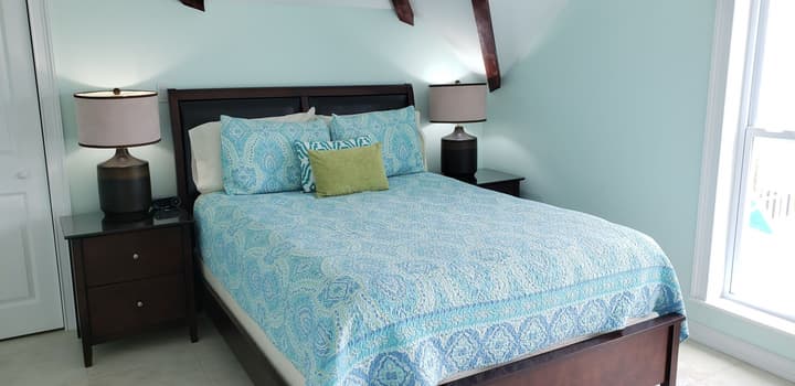 Cayman Luxury Rentals at Ocean Paradise