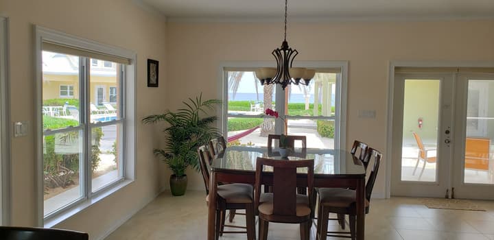 Cayman Luxury Rentals at Ocean Paradise