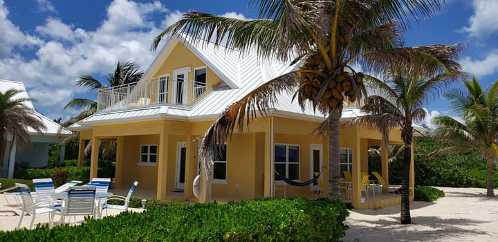 Cayman Luxury Rentals at Ocean Paradise