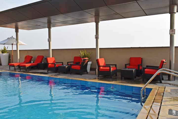 Centro Al Manhal by Rotana