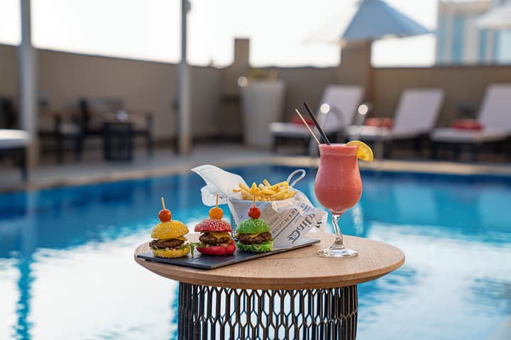 Centro Al Manhal by Rotana