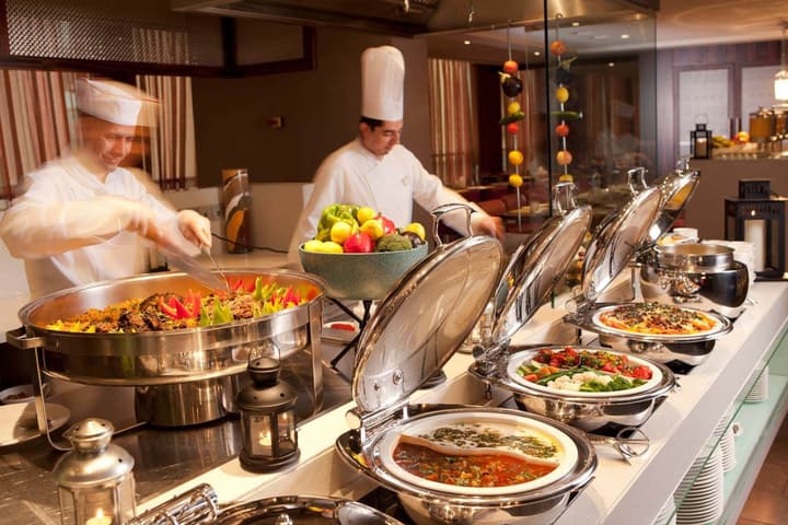 Centro Al Manhal by Rotana