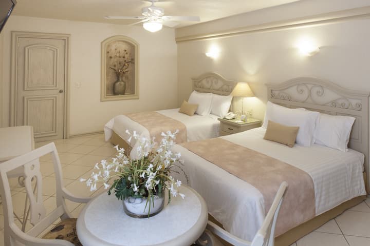 Hotel & Suites Quinta Magna