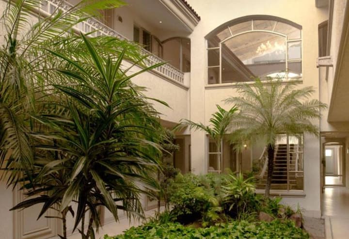 Hotel & Suites Quinta Magna