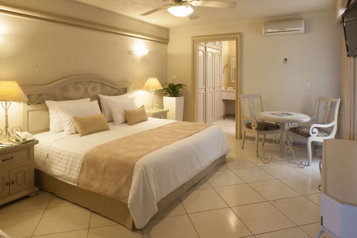 Hotel & Suites Quinta Magna