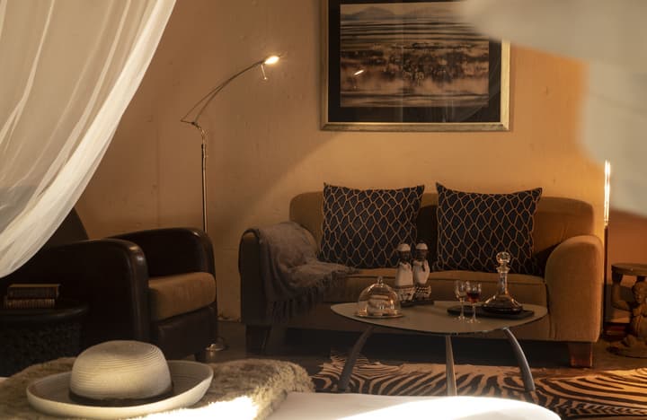 Pondoro Game Lodge  - Open to Kruger Park