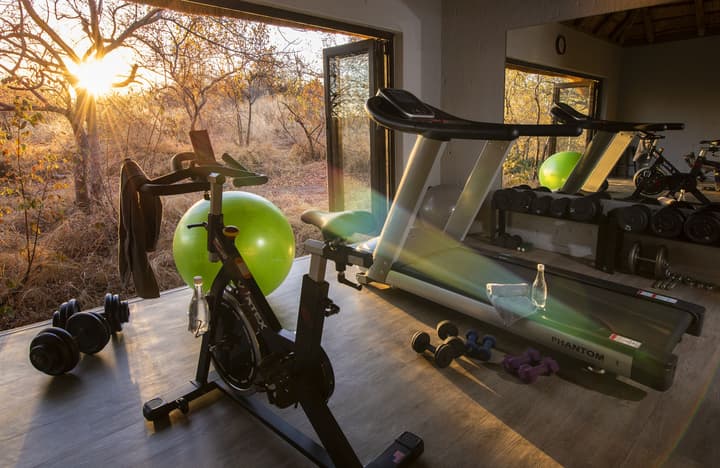 Pondoro Game Lodge  - Open to Kruger Park