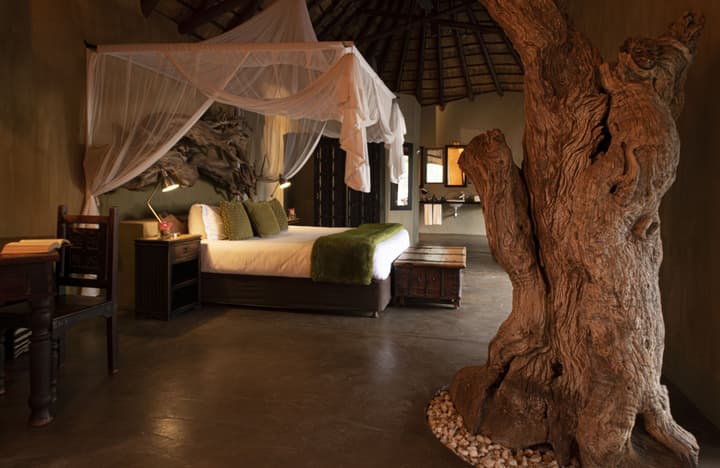 Pondoro Game Lodge  - Open to Kruger Park