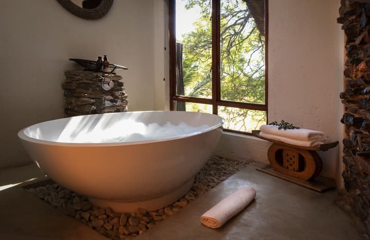 Pondoro Game Lodge  - Open to Kruger Park