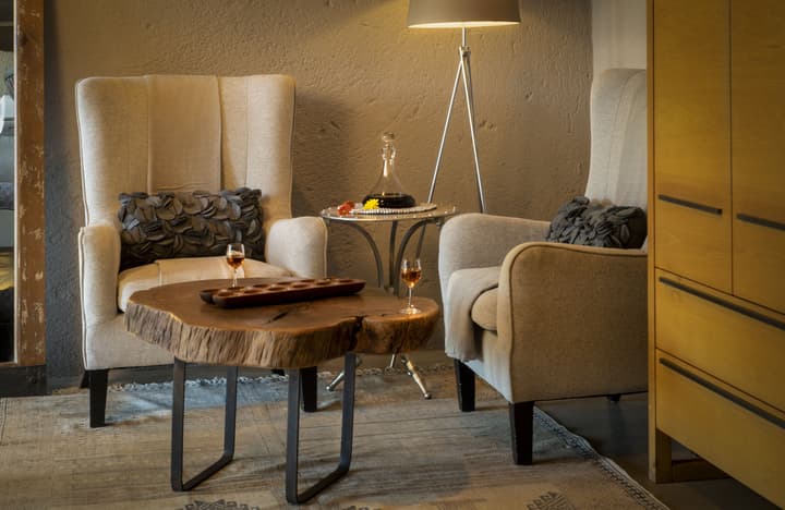 Pondoro Game Lodge  - Open to Kruger Park