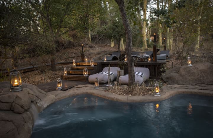 Pondoro Game Lodge  - Open to Kruger Park