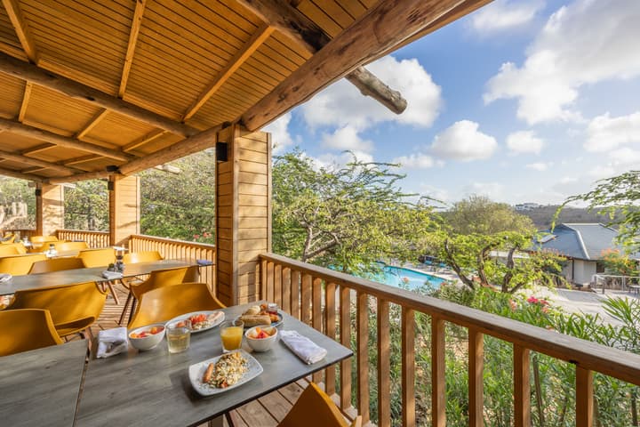 Morena Resort