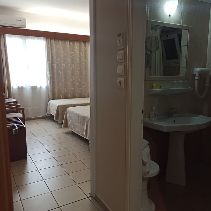 Hotel Solomou Athens