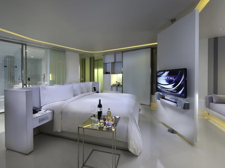 SO/ Bangkok
