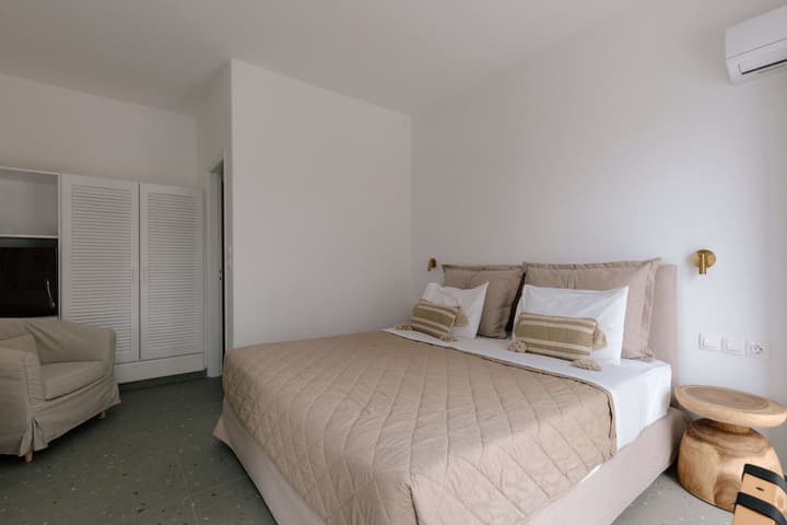 Pnoi Hotel