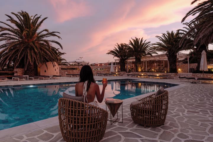Pnoi Hotel