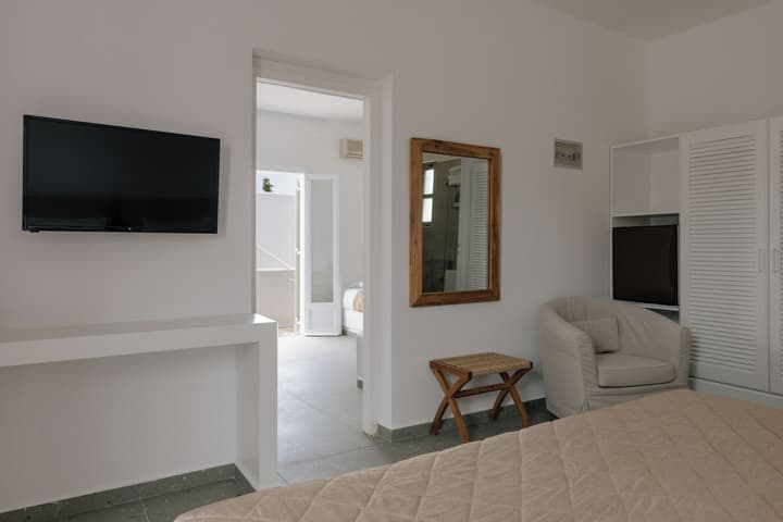 Pnoi Hotel